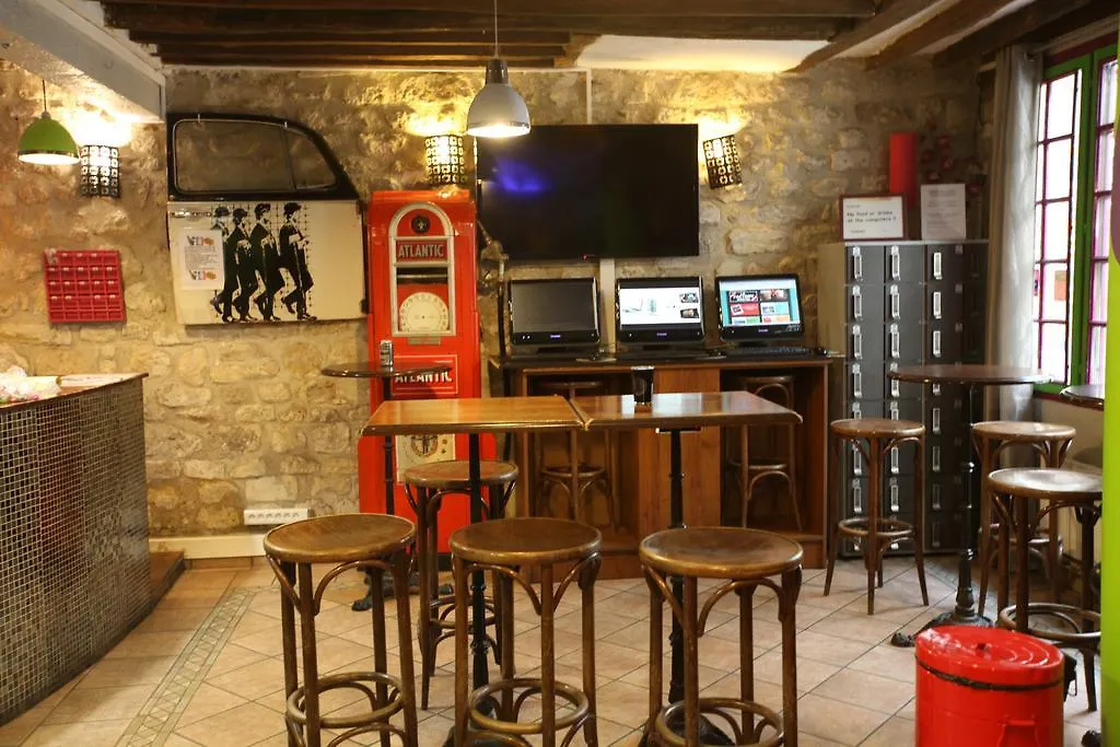 Hostal Woodstock Montmartre By Hiphophostels París